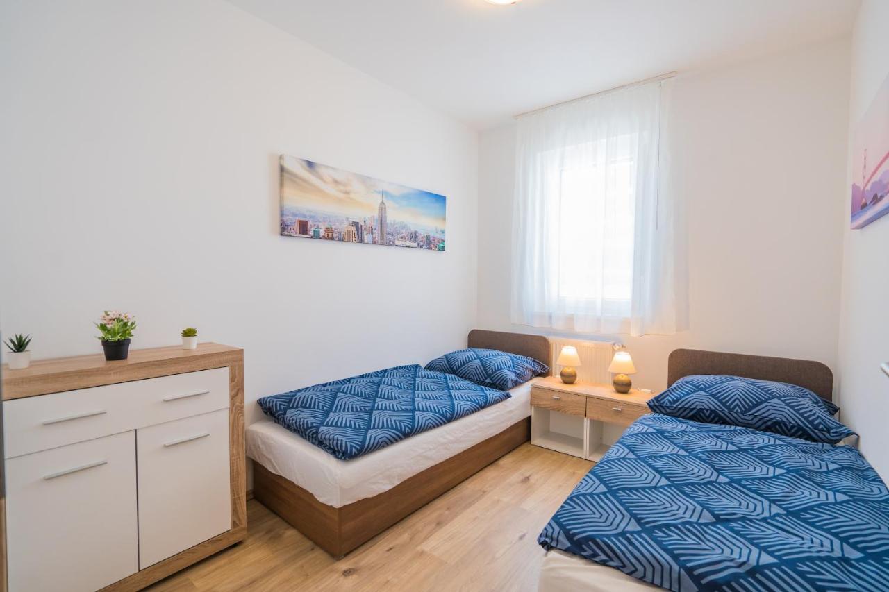 Gemini Apartments Siofok I., Iii. Экстерьер фото