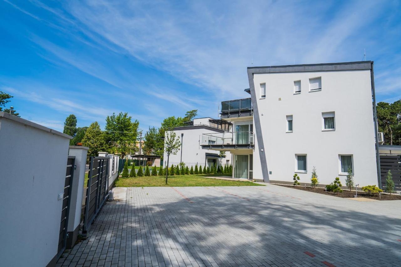 Gemini Apartments Siofok I., Iii. Экстерьер фото
