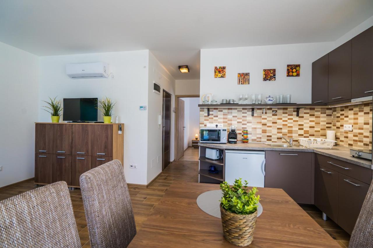 Gemini Apartments Siofok I., Iii. Экстерьер фото