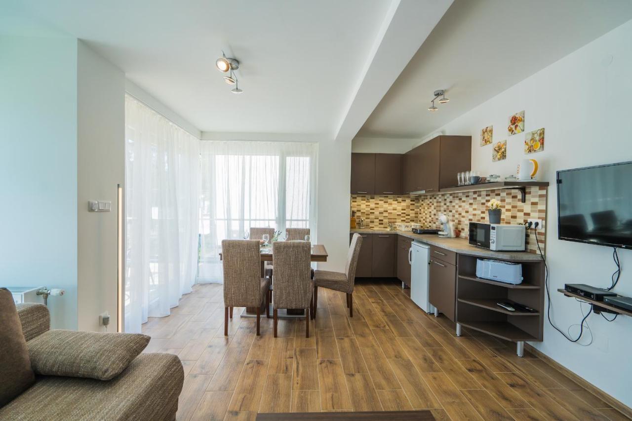 Gemini Apartments Siofok I., Iii. Экстерьер фото