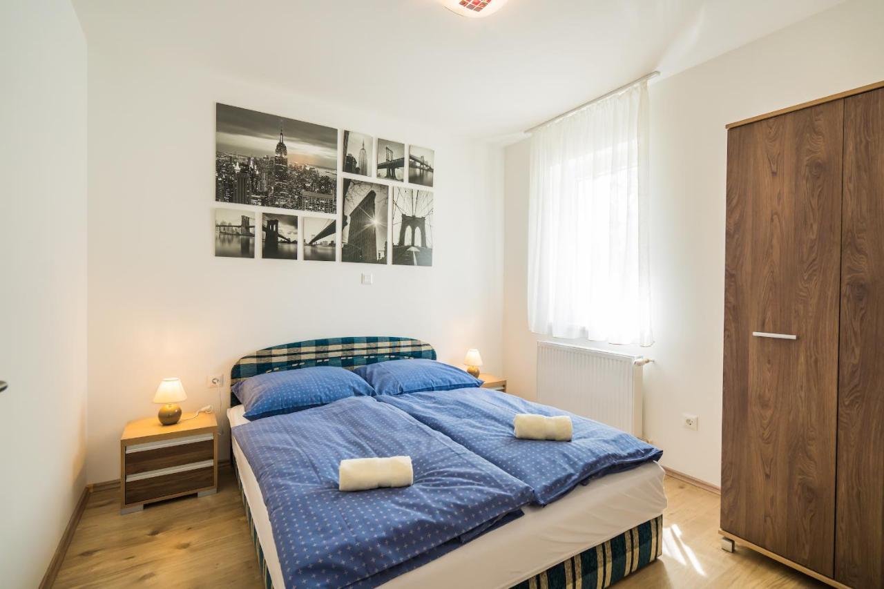 Gemini Apartments Siofok I., Iii. Экстерьер фото